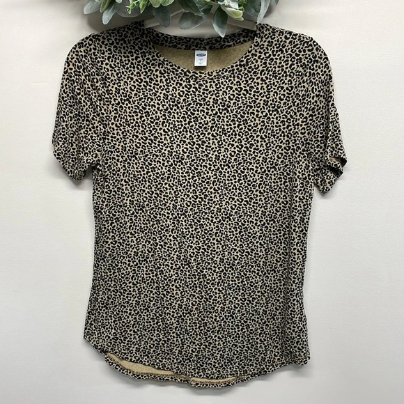 Old Navy Luxe Cheetah Print Short Sleeve Tee S - Picture 1 of 11